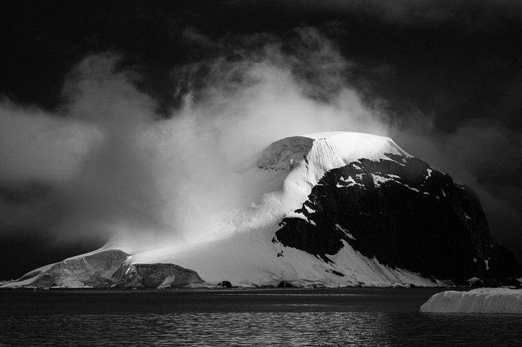 Free Lightroom Presets for Black & White Landscapes