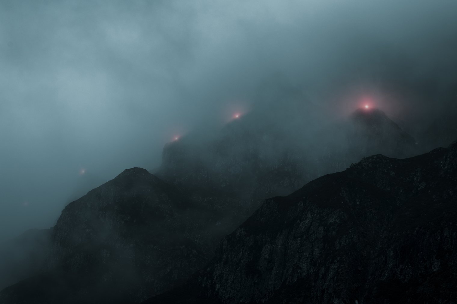 NFT Collection - Luminous Signals #11 (Chapter 2) "The Summit"