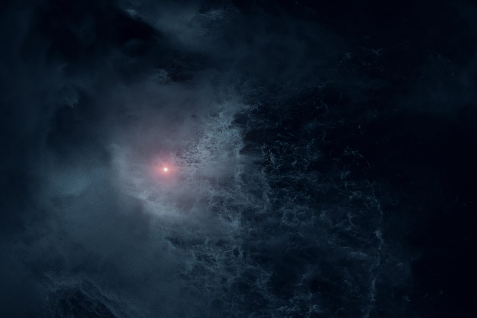 NFT Collection - Luminous Signals #16 (Chapter 3) "Dark Falls"